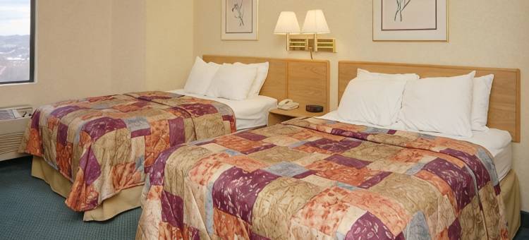 品质酒店布里奇波特-克拉克斯堡(Quality Inn Bridgeport-Clarksburg)图片