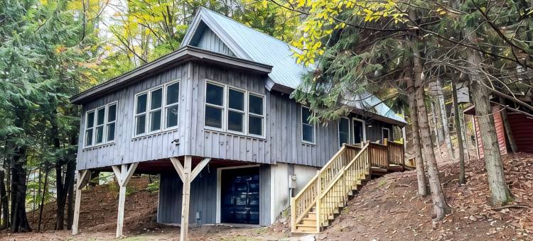 The Lake Home -  Cozy ADK family post & beam lakehouse图片