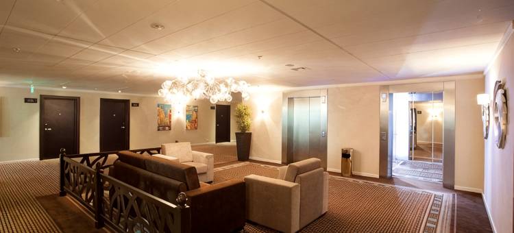 喀山市中心温德姆华美达酒店(Ramada by Wyndham Kazan City Centre Hotel)图片