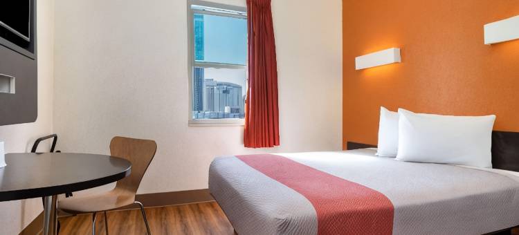 圣迭戈市中心6号汽车旅馆(Motel 6 San Diego, CA - Downtown)图片
