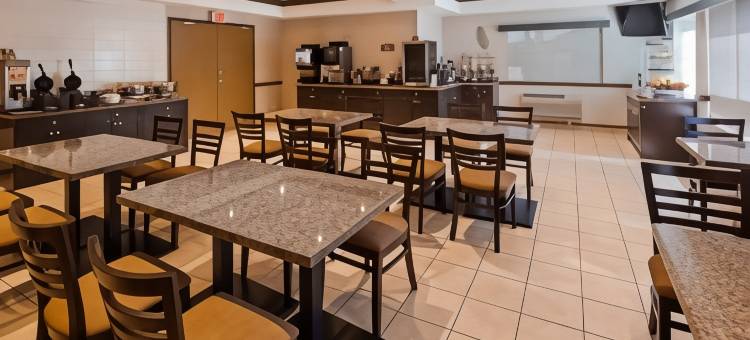 乔治国王贝斯特韦斯特优质套房酒店(Best Western King George Inn  Suites)图片