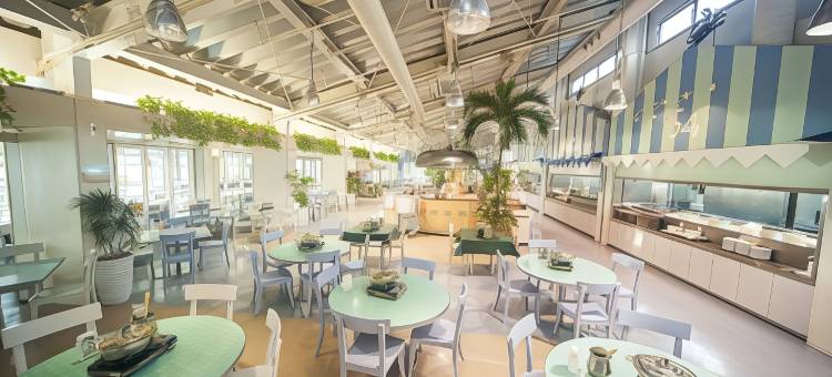 北谷冲绳海滩塔酒店(The Beach Tower Okinawa)图片