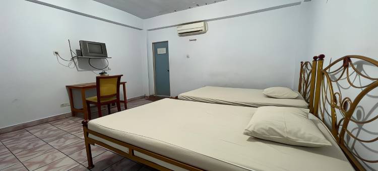 Hotel O Surya酒店靠近Taman Anggrek Pkk Watansoppeng(Hotel O Surya HotelNearTaman Anggrek Pkk Watansoppeng)图片