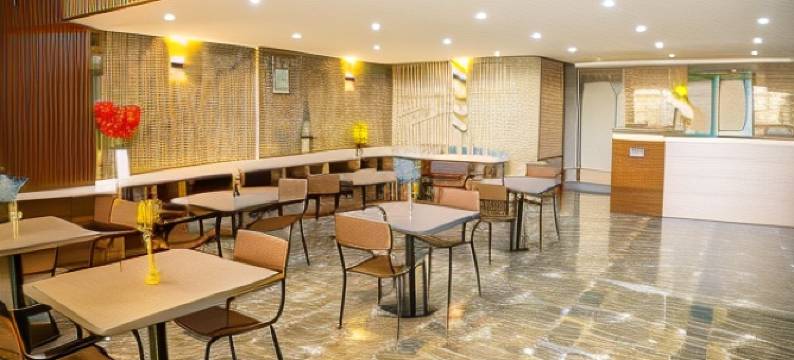 拉米亚酒店(La Mia Lakeview Hotel)图片