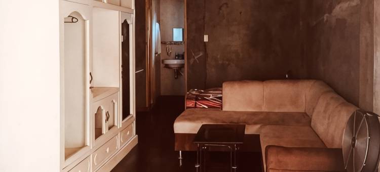 RedDoorz Hostel @ Madrias Pension House Isabela图片