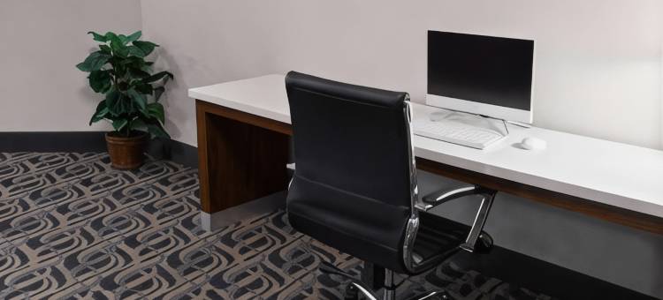 西北印第安纳波利斯戴斯套房酒店(Days Inn & Suites by Wyndham Northwest Indianapolis)图片