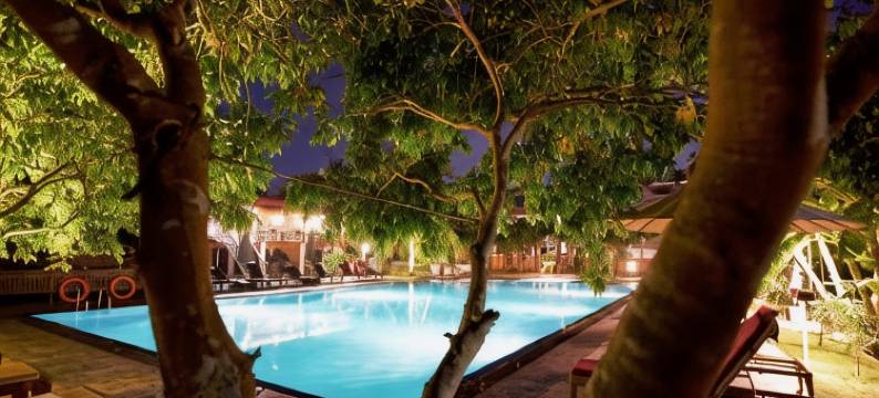 4 U萨利亚花园酒店(Hotel 4 U Saliya Garden)图片