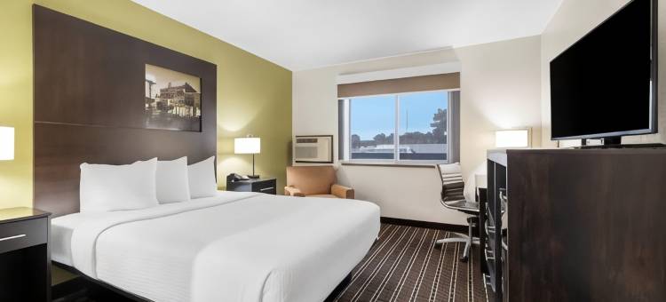 拉克罗斯速8酒店(Super 8 by Wyndham la Crosse)图片