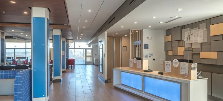 Holiday Inn Express & Suites West Omaha - Elkhorn图片