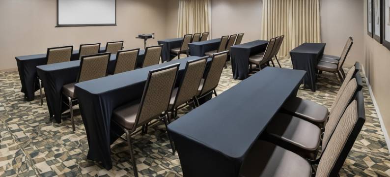 罗切斯特-伊罗德考伊特欢朋酒店(Hampton Inn Rochester-Irondequoit)图片