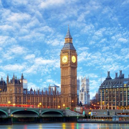 英国9日7晚私家团