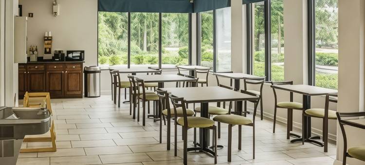 伊克诺旅馆棕榈海岸中心(Econo Lodge)图片
