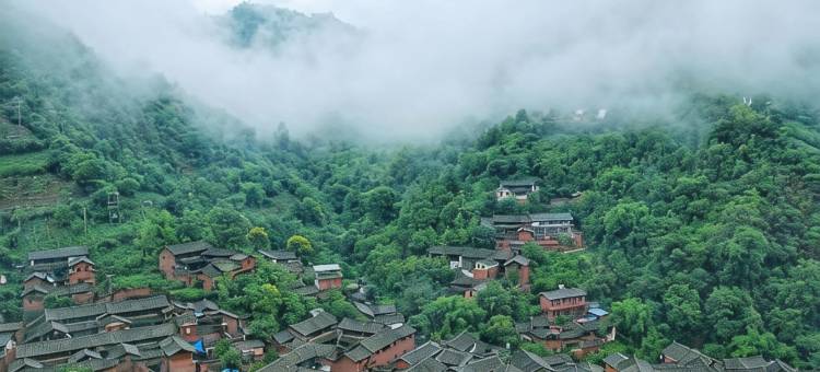 诺邓观景客栈图片