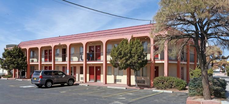 阿尔伯克基树套房酒店(Tree Inn & Suites Albuquerque)图片