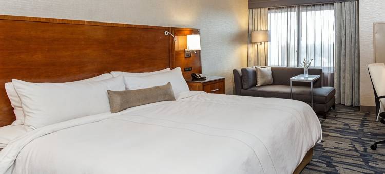 罗彻斯特机场万豪酒店(Rochester Airport Marriott)图片