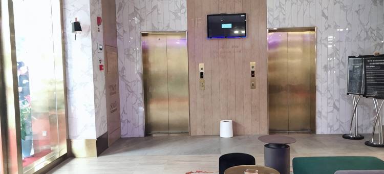 橙之悦·艺术酒店(黄石港万达广场店)图片
