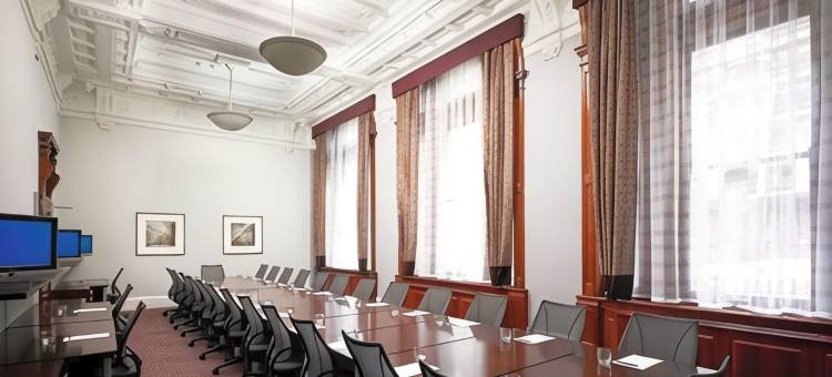 特拉法加广场俱乐部会所酒店(Club Quarters Hotel Trafalgar Square, London)图片