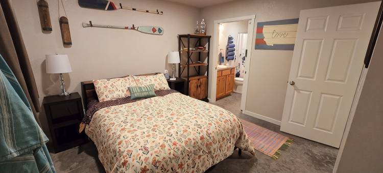 ❤ Bed & Breakfast Nook ❤ Fenced Yard ❤ Hot Tub ❤ Heated Floors ❤ Pet Friendly ❤图片