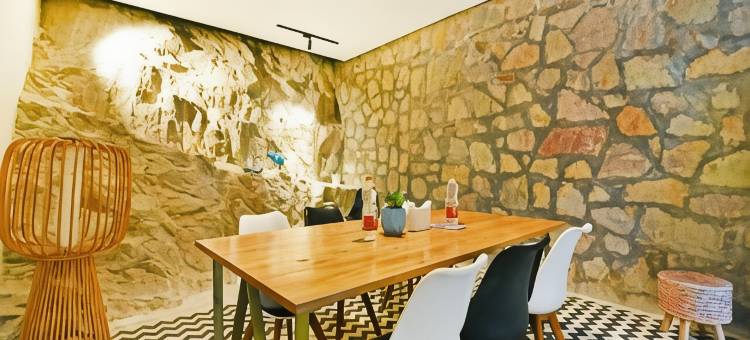 乌代布尔纳特杜瓦拉 DanCenter Parijat 带私人泳池别墅及套房(DanCenter Parijat Villas & Suites with Pvt Pool Udaipur Nathdwara)图片