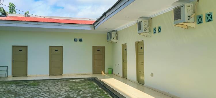 巴里巴里白金城市景观酒店(Urbanview Hotel Platinum Parepare)图片