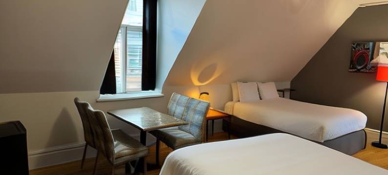 E-酒店德格里松(E-Hotel des Grisons)图片