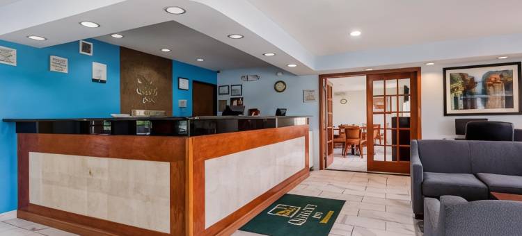 锡卡莫尔-迪卡尔布凯艺酒店(Quality Inn Sycamore - DeKalb)图片