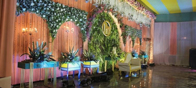 Ratna Hotel & Banquet图片