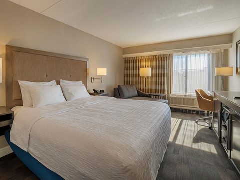 卡尔斯塔特欢朋酒店-梅多兰兹