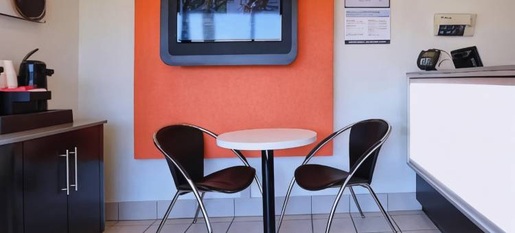 Super 8 by Wyndham Walnut Creek(Super 8 by Wyndham Walnut Creek)图片