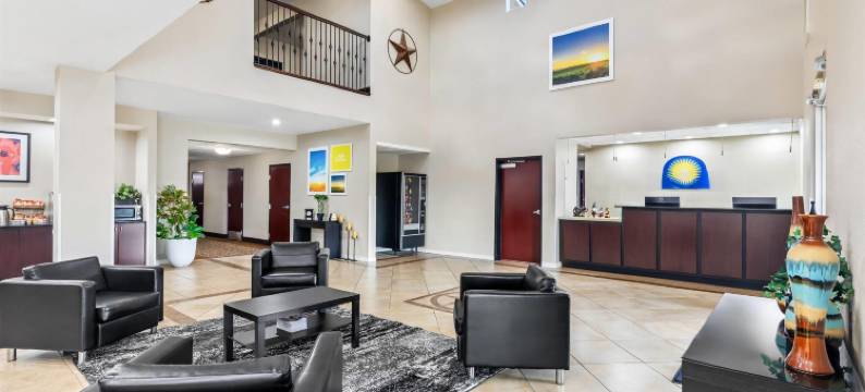 德克萨斯洛克代尔戴斯酒店(Days Inn by Wyndham Rockdale Texas)图片