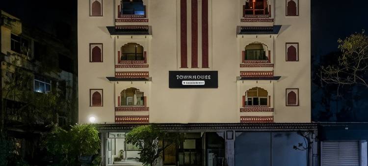 拉库拉宫酒店(Townhouse Chandpole Metro Station Formerly Hotel Raghuraj Palace)图片