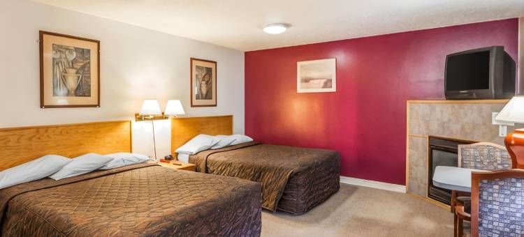 奥玛克 - 奥卡诺根罗德威套房汽车旅馆(Rodeway Inn & Suites Omak - Okanogan)图片