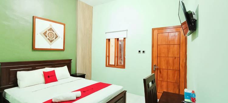 红门子酒店靠近UNTAG Banyuwangi 2(RedDoorz Syariah Near Universitas 17 Agustus Banyuwangi)图片