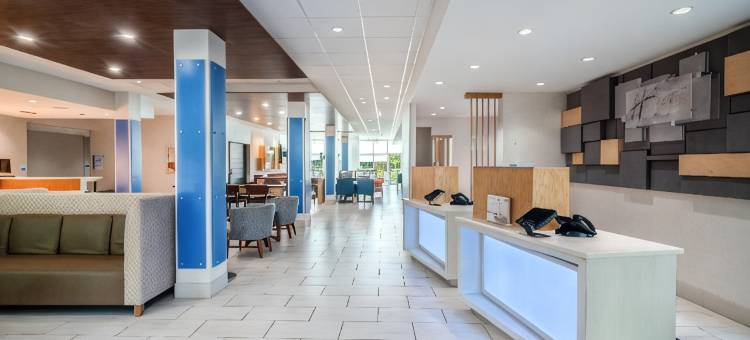 亚特兰大机场东北哈皮维利智选假日套房酒店(Holiday Inn Express & Suites ATLANTA AIRPORT NE - HAPEVILLE by IHG)图片