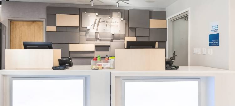 内珀维尔智选假日酒店(Holiday Inn Express Naperville)图片