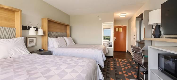 芝加哥西北/克里斯特尔莱克/会议中心假日酒店(Holiday Inn CHICAGO NW CRYSTAL LK CONV CTR by IHG)图片