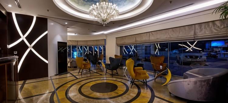 第一城堡套房酒店(Number One Tower Suites)图片