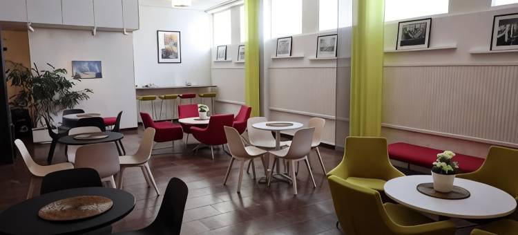 STF马尔姆法腾斯福克霍格斯科拉酒店(STF Malmfältens Folkhögskola)图片