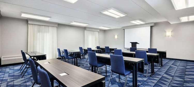 亚特兰大德卢斯/格威内特广场万怡酒店(Courtyard Atlanta Duluth/Gwinnett Place)图片