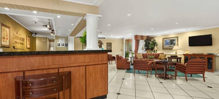 盖恩斯维尔 I-75 呗盟酒店(Baymont by Wyndham Gainesville I-75)图片