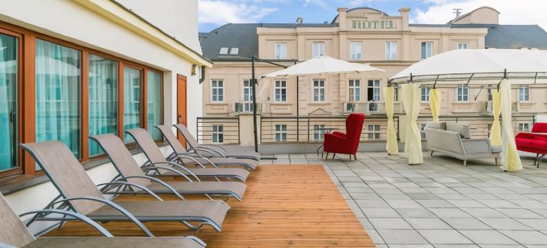 弗朗齐歇克矿泉村里威顿开放式公寓酒店(Revelton Frantiskovy Lazne)图片