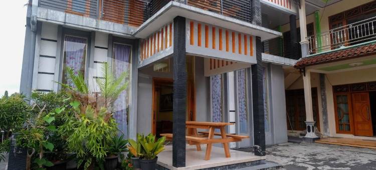 Wisma Giri Mulyo B Near Grojogan Sewu Mitra RedDoorz图片