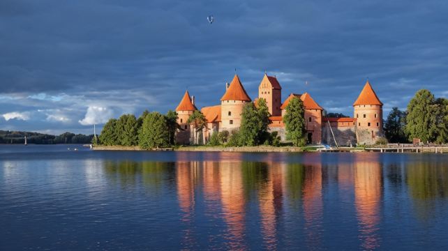 赫尔辛基、塔林+4