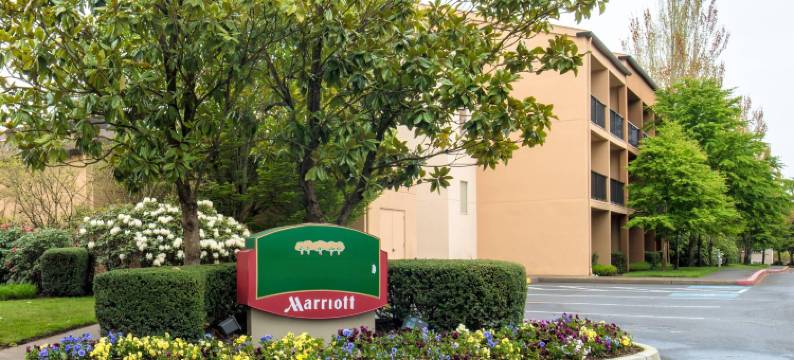 波特兰希尔斯伯勒万怡酒店(Courtyard Portland Hillsboro)图片