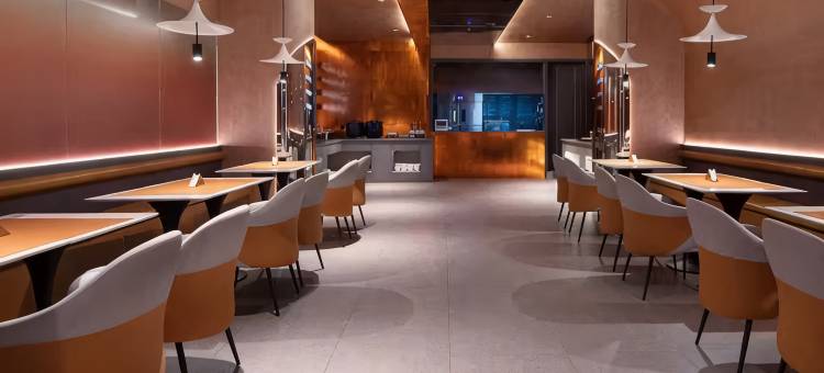 朵兰达LAB酒店(长沙五一广场袁家岭地铁站店)图片