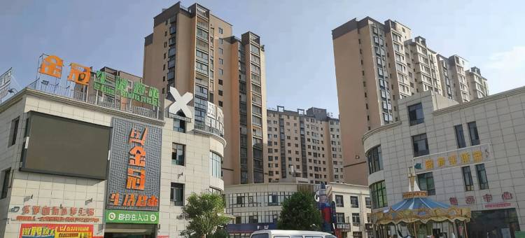 富民鸿云主题酒店图片