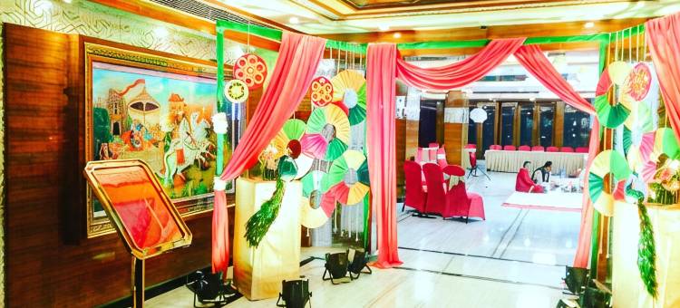 克里希纳居住酒店(Hotel Kridha Residency - Opposite Prem Mandir Vrindavan)图片