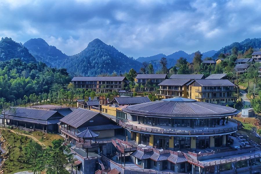 廣旅·巴馬賜福湖君瀾温泉度假酒店