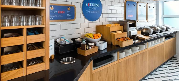 Holiday Inn Express 加的夫湾(Holiday Inn Express Cardiff Bay)图片