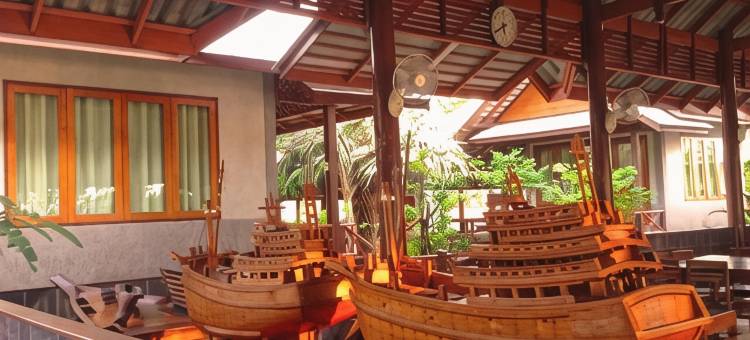班西里蓬度假村(Baan Siriporn Resort Hotel)图片